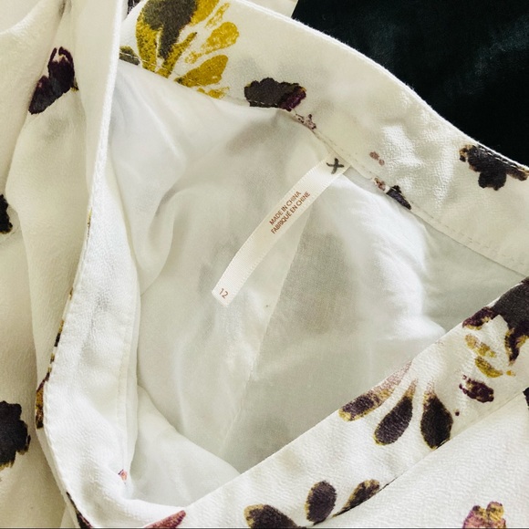 FP White Floral Shorts - Picture 4 of 4